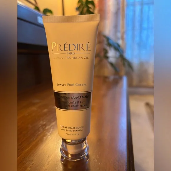 Prédiré Luxury Foot Cream - Picture 1 of 2